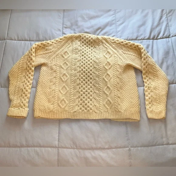 Wool VTG Cream Color Cardigan Handmade From Ireland With Buttons and Pockets - Picture 2 of 5